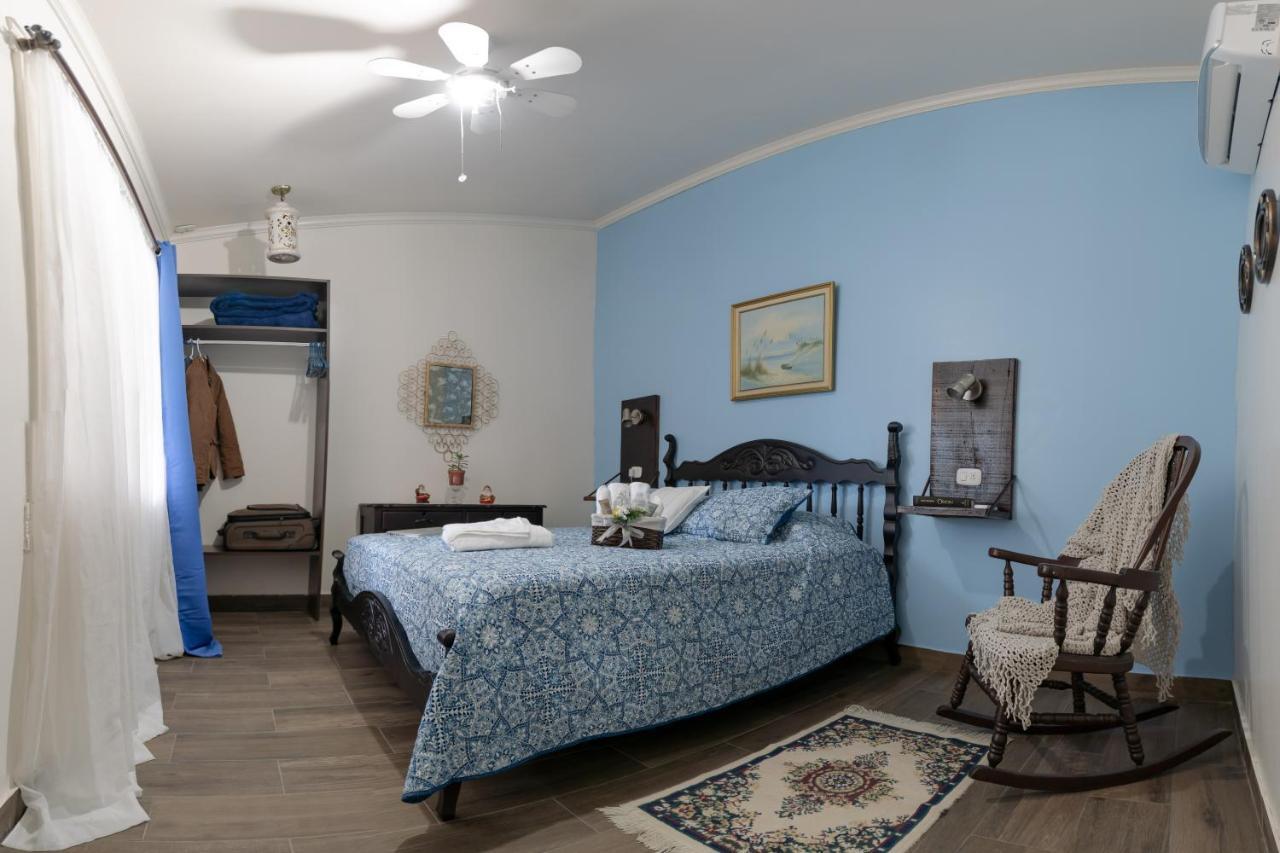 Alice Y Juancito Boutique Hotel Alajuela ภายนอก รูปภาพ