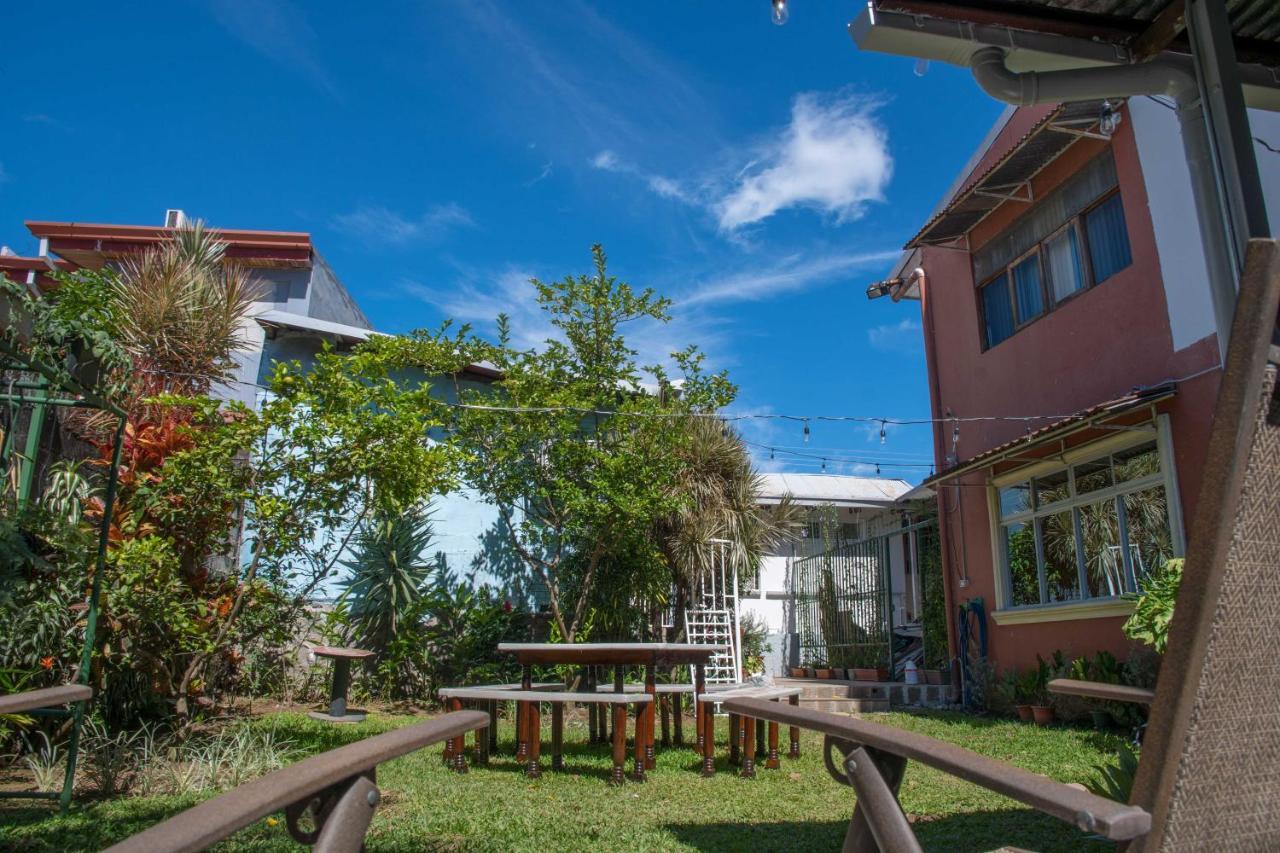 Alice Y Juancito Boutique Hotel Alajuela ภายนอก รูปภาพ